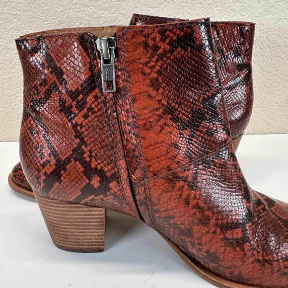 Madewell The Rosie Ankle boot in Snake Embossed Leather Women's Size 8 Comfy - Picture 8 of 16